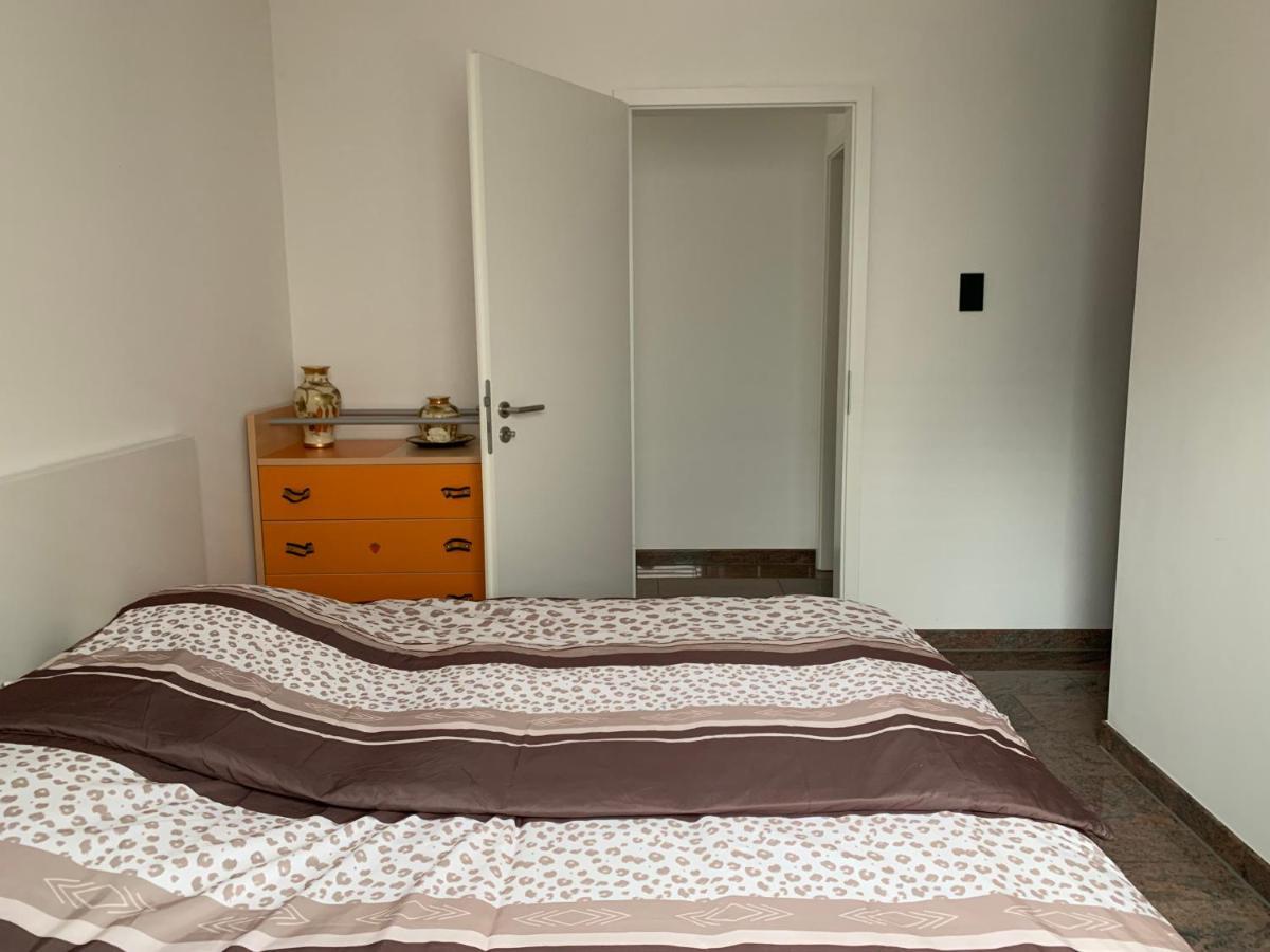 Mosaikhaus Smart Home Wurselen Bagian luar foto